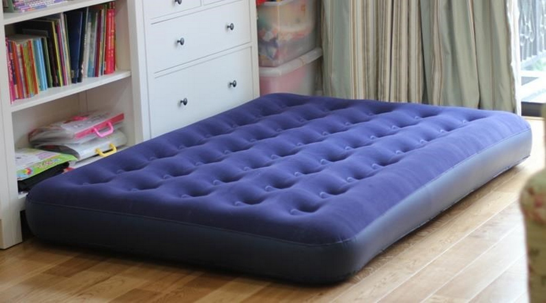 Надувной матрас Bestway Flocked Air Bed(Queen) 203x152x22 см 67003 1080_600