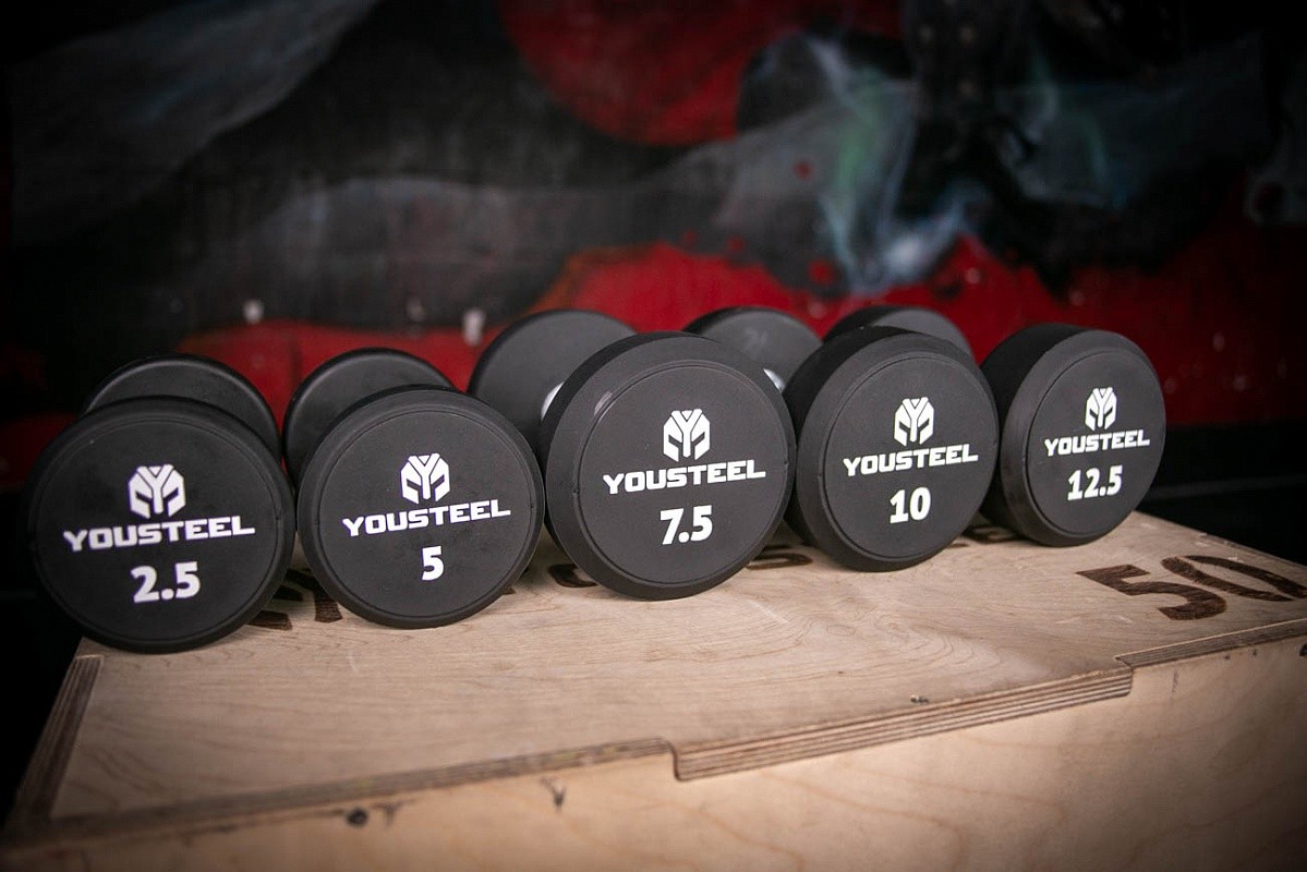 Гантель круглая PU-полиуретановая 7,5 кг YouSteel 1199_800